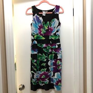Maggy London floral tiered midi dress size 6